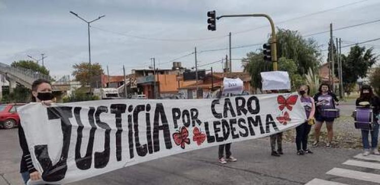 Facebook: Campaña por Justicia para Carolina Ledesma
