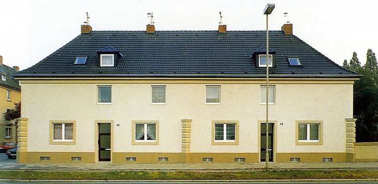 Thomas Ruff, Houses (1997)